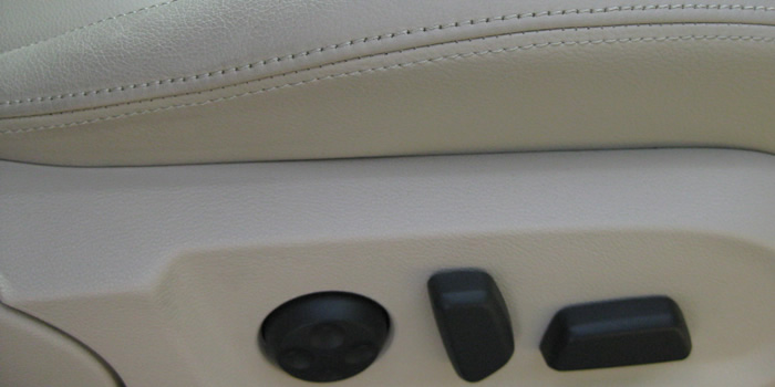 �I�v�V�����̃��U�[�V�[�g�ɂ́A�d�����N���C�j���O�Ȃǂ��t���Ă��܂��B 